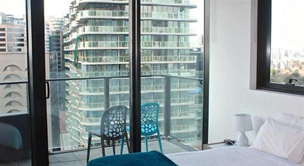 Apartments Melbourne Domain - St Kilda Rd Precinct Exterior photo